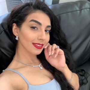 Meet your Posher, Sahar